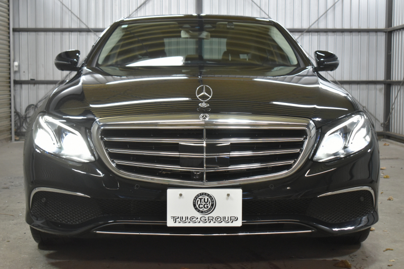 メルセデスベンツ Eクラス E450 4ﾏﾁｯｸ EXCLUSIVE ｴｸｽｸﾙｰｼﾌﾞPKG ﾚｰﾀﾞｰｾｰﾌﾃｨP 367馬力 V6 4WD ﾊﾟﾉﾗﾏｻﾝﾙｰﾌ ﾋｰﾀｰｸｰﾗｰ茶革 ﾃﾞｨｽﾄﾛ BSM Lﾁｪﾝｼﾞ 専用18AW ｷｰﾚｽGO PTS ﾌｯﾄﾄﾗﾝｸ ﾌﾞﾙﾒｽﾀｰS 地ﾃﾞｼﾞﾅﾋﾞ 360ｶﾒﾗ 2年保証