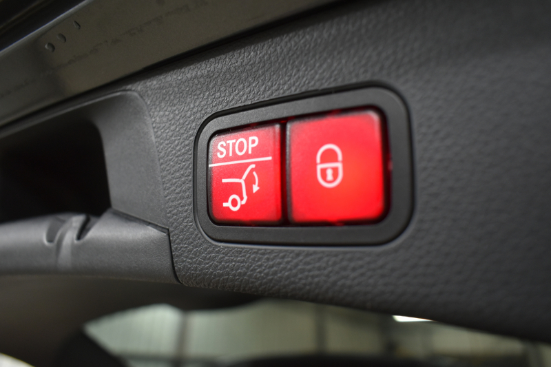 メルセデスベンツ Cクラス C200ﾜｺﾞﾝ ﾛｰﾚｳｽED ｽﾎﾟｰﾂﾌﾟﾗｽP ﾚｰﾀﾞｰｾｰﾌﾃｨP 後期 ﾊﾟﾉﾗﾏｻﾝﾙｰﾌ 革 ﾍｯﾄﾞｱｯﾌﾟD 液晶ﾒｰﾀｰ ﾌｯﾄｹﾞｰﾄ ﾜｲﾔﾚｽﾁｬｰｼﾞ ｴｱｻｽ AMGｴｱﾛ18AW ﾃﾞｨｽﾄﾛﾆｯｸ ﾌﾞﾗｲﾝﾄﾞｽﾎﾟｯﾄ ﾚｰﾝｷｰﾌﾟ ﾅﾋﾞTV ﾊﾞｯｸｶﾒﾗ ｷｰﾚｽｺﾞｰ 2年保証