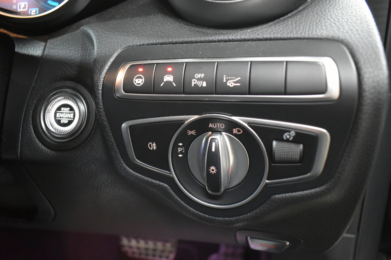 メルセデスベンツ Cクラス C200ﾜｺﾞﾝ ﾛｰﾚｳｽED ｽﾎﾟｰﾂﾌﾟﾗｽP ﾚｰﾀﾞｰｾｰﾌﾃｨP 後期 ﾊﾟﾉﾗﾏｻﾝﾙｰﾌ 革 ﾍｯﾄﾞｱｯﾌﾟD 液晶ﾒｰﾀｰ ﾌｯﾄｹﾞｰﾄ ﾜｲﾔﾚｽﾁｬｰｼﾞ ｴｱｻｽ AMGｴｱﾛ18AW ﾃﾞｨｽﾄﾛﾆｯｸ ﾌﾞﾗｲﾝﾄﾞｽﾎﾟｯﾄ ﾚｰﾝｷｰﾌﾟ ﾅﾋﾞTV ﾊﾞｯｸｶﾒﾗ ｷｰﾚｽｺﾞｰ 2年保証