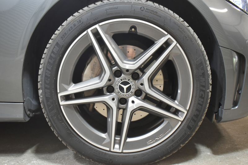 メルセデスベンツ Cクラス C200ﾜｺﾞﾝ ﾛｰﾚｳｽED ｽﾎﾟｰﾂﾌﾟﾗｽP ﾚｰﾀﾞｰｾｰﾌﾃｨP 後期 ﾊﾟﾉﾗﾏｻﾝﾙｰﾌ 革 ﾍｯﾄﾞｱｯﾌﾟD 液晶ﾒｰﾀｰ ﾌｯﾄｹﾞｰﾄ ﾜｲﾔﾚｽﾁｬｰｼﾞ ｴｱｻｽ AMGｴｱﾛ18AW ﾃﾞｨｽﾄﾛﾆｯｸ ﾌﾞﾗｲﾝﾄﾞｽﾎﾟｯﾄ ﾚｰﾝｷｰﾌﾟ ﾅﾋﾞTV ﾊﾞｯｸｶﾒﾗ ｷｰﾚｽｺﾞｰ 2年保証