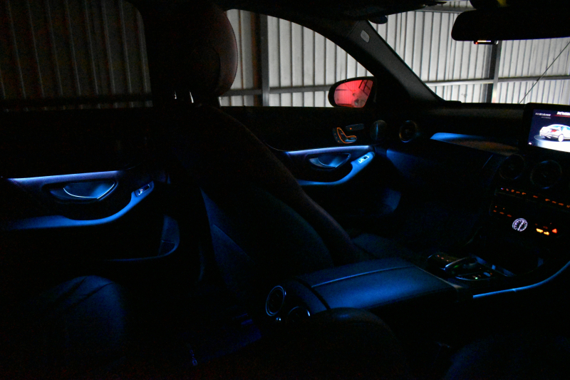 メルセデスベンツ Cクラス C250ｽﾎﾟｰﾂ ﾚｻﾞｰｴｸｽｸﾙｰｼﾌﾞ ﾚｰﾀﾞｰｾｰﾌﾃｨP ﾌﾞﾙﾒｽﾀｰS 1ｵｰﾅｰﾋｰﾀｰ付赤本革ｼｰﾄ ｷｰﾚｽGO ﾃﾞｨｽﾄﾛﾆｯｸ ﾌﾞﾗｲﾝﾄﾞｽﾎﾟｯﾄ LｷｰﾌﾟHUD AMGｴｱﾛ19AW 地ﾃﾞｼﾞBｶﾒﾗ PTS 2年保証