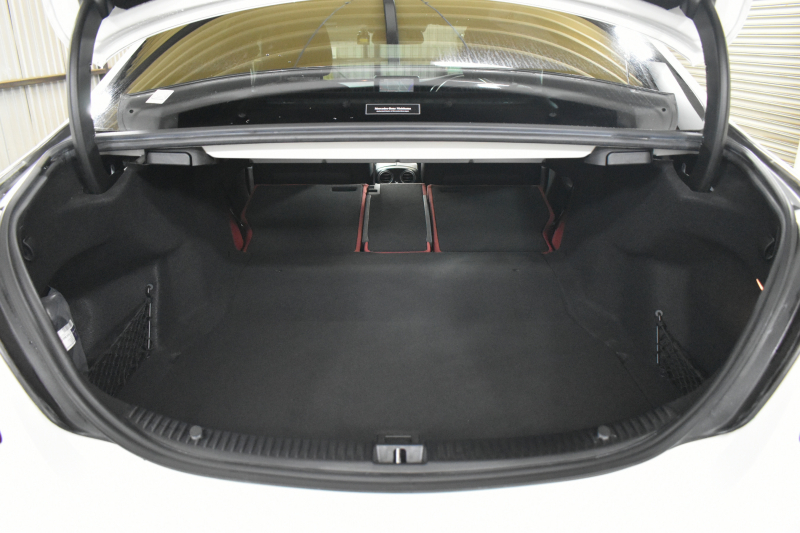 メルセデスベンツ Cクラス C250ｽﾎﾟｰﾂ ﾚｻﾞｰｴｸｽｸﾙｰｼﾌﾞ ﾚｰﾀﾞｰｾｰﾌﾃｨP ﾌﾞﾙﾒｽﾀｰS 1ｵｰﾅｰﾋｰﾀｰ付赤本革ｼｰﾄ ｷｰﾚｽGO ﾃﾞｨｽﾄﾛﾆｯｸ ﾌﾞﾗｲﾝﾄﾞｽﾎﾟｯﾄ LｷｰﾌﾟHUD AMGｴｱﾛ19AW 地ﾃﾞｼﾞBｶﾒﾗ PTS 2年保証