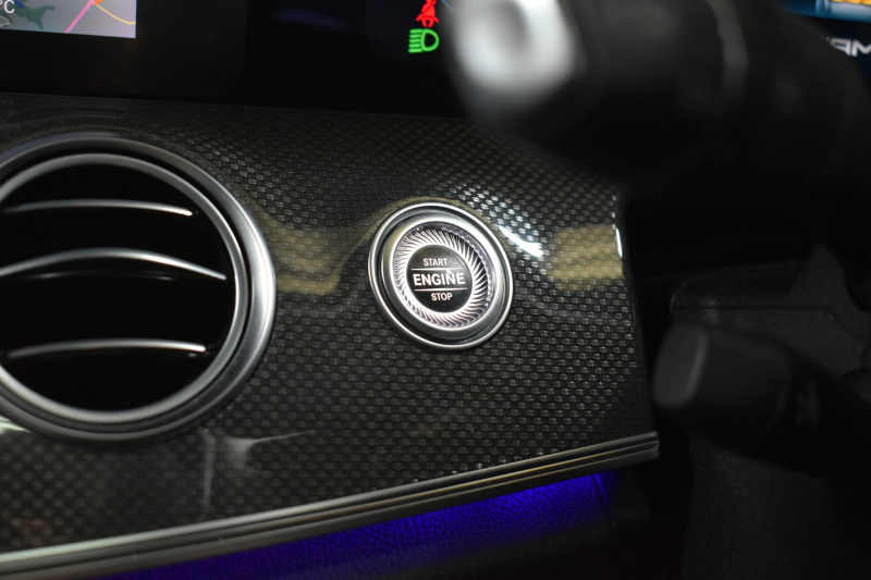 AMG Eクラス E53 4ﾏﾁｯｸ+ ｴｸｽｸﾙｰｼﾌﾞ ﾚｰﾀﾞｰｾｰﾌﾃｨP 後期型 1ｵｰﾅｰ車両 3.0ﾘｯﾀｰ/435馬力 9速AT 4WD ﾊﾟﾉﾗﾏｻﾝﾙｰﾌ ﾋｰﾀｰｸｰﾗｰ黒革 ﾃﾞｨｽﾄﾛ BSM Lﾁｪﾝｼﾞ AMGｴｱﾛ20AW ｷｰﾚｽGO PTS ﾌﾞﾙﾒｽﾀｰ HUD ﾌｯﾄｹﾞｰﾄ LEDﾍｯﾄﾞﾗｲﾄ 地ﾃﾞｼﾞﾅﾋﾞ 360ｶﾒﾗ 2年保証