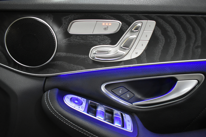 メルセデスベンツ Cクラス C200 ﾛｰﾚｳｽED ｽﾎﾟｰﾂﾌﾟﾗｽP ﾚｰﾀﾞｰｾｰﾌﾃｨP 後期 革 HUD 液晶ﾒｰﾀｰ ﾌｯﾄﾄﾗﾝｸ AMGｴｱﾛ18AW ﾃﾞｨｽﾄﾛ ﾌﾞﾗｲﾝﾄﾞS ﾚｰﾝK ﾅﾋﾞTV  ﾊﾞｯｸｶﾒﾗ ｷｰﾚｽｺﾞｰ 2年保証