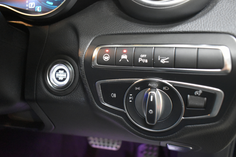 メルセデスベンツ Cクラス C200 ﾛｰﾚｳｽED ｽﾎﾟｰﾂﾌﾟﾗｽP ﾚｰﾀﾞｰｾｰﾌﾃｨP 後期 革 HUD 液晶ﾒｰﾀｰ ﾌｯﾄﾄﾗﾝｸ AMGｴｱﾛ18AW ﾃﾞｨｽﾄﾛ ﾌﾞﾗｲﾝﾄﾞS ﾚｰﾝK ﾅﾋﾞTV  ﾊﾞｯｸｶﾒﾗ ｷｰﾚｽｺﾞｰ 2年保証