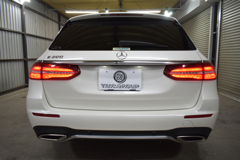 メルセデスベンツ Eクラス E200ﾜｺﾞﾝ AVG BSG搭載 AMGﾗｲﾝ ｴｸｽｸﾙｰｼﾌﾞP ﾚｰﾀﾞｰｾｰﾌﾃｨP 中期型 ﾊﾟﾉﾗﾏｻﾝﾙｰﾌ 革 AMGｴｱﾛ19AW ﾌﾞﾙﾒｽﾀｰS ﾍｯﾄﾞｱｯﾌﾟD ｴｱﾊﾞﾗﾝｽP ﾅﾋﾞTV 360ｶﾒﾗ ﾌｯﾄｹﾞｰﾄ ﾃﾞｨｽﾄﾛﾆｯｸ ﾌﾞﾗｲﾝﾄﾞS 2年保証