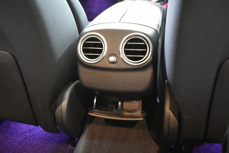 メルセデスベンツ Eクラス E200ﾜｺﾞﾝ AVG BSG搭載 AMGﾗｲﾝ ｴｸｽｸﾙｰｼﾌﾞP ﾚｰﾀﾞｰｾｰﾌﾃｨP 中期型 ﾊﾟﾉﾗﾏｻﾝﾙｰﾌ 革 AMGｴｱﾛ19AW ﾌﾞﾙﾒｽﾀｰS ﾍｯﾄﾞｱｯﾌﾟD ｴｱﾊﾞﾗﾝｽP ﾅﾋﾞTV 360ｶﾒﾗ ﾌｯﾄｹﾞｰﾄ ﾃﾞｨｽﾄﾛﾆｯｸ ﾌﾞﾗｲﾝﾄﾞS 2年保証