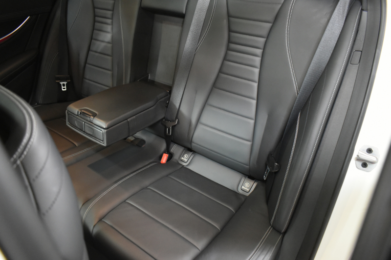 メルセデスベンツ Eクラス E200ﾜｺﾞﾝ AVG BSG搭載 AMGﾗｲﾝ ｴｸｽｸﾙｰｼﾌﾞP ﾚｰﾀﾞｰｾｰﾌﾃｨP 中期型 ﾊﾟﾉﾗﾏｻﾝﾙｰﾌ 革 AMGｴｱﾛ19AW ﾌﾞﾙﾒｽﾀｰS ﾍｯﾄﾞｱｯﾌﾟD ｴｱﾊﾞﾗﾝｽP ﾅﾋﾞTV 360ｶﾒﾗ ﾌｯﾄｹﾞｰﾄ ﾃﾞｨｽﾄﾛﾆｯｸ ﾌﾞﾗｲﾝﾄﾞS 2年保証