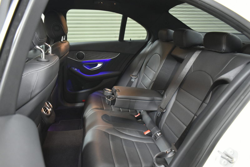 メルセデスベンツ Cクラス C200 ﾛｰﾚｳｽED ｽﾎﾟｰﾂﾌﾟﾗｽP ﾚｰﾀﾞｰｾｰﾌﾃｨP 後期 革 ﾍｯﾄﾞｱｯﾌﾟD 液晶ﾒｰﾀｰ ﾌｯﾄﾄﾗﾝｸ ﾜｲﾔﾚｽﾁｬｰｼﾞ ｴｱｻｽ AMGｴｱﾛ18AW ﾃﾞｨｽﾄﾛﾆｯｸ ﾌﾞﾗｲﾝﾄﾞｽﾎﾟｯﾄ ﾚｰﾝｷｰﾌﾟ ﾅﾋﾞTV ﾊﾞｯｸｶﾒﾗ ｷｰﾚｽｺﾞｰ 2年保証