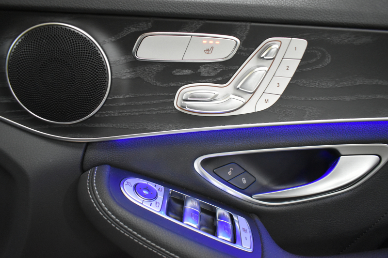 メルセデスベンツ Cクラス C200 ﾛｰﾚｳｽED ｽﾎﾟｰﾂﾌﾟﾗｽP ﾚｰﾀﾞｰｾｰﾌﾃｨP 後期 革 ﾍｯﾄﾞｱｯﾌﾟD 液晶ﾒｰﾀｰ ﾌｯﾄﾄﾗﾝｸ ﾜｲﾔﾚｽﾁｬｰｼﾞ ｴｱｻｽ AMGｴｱﾛ18AW ﾃﾞｨｽﾄﾛﾆｯｸ ﾌﾞﾗｲﾝﾄﾞｽﾎﾟｯﾄ ﾚｰﾝｷｰﾌﾟ ﾅﾋﾞTV ﾊﾞｯｸｶﾒﾗ ｷｰﾚｽｺﾞｰ 2年保証