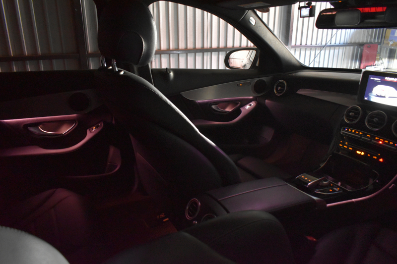 メルセデスベンツ Cクラス C180ﾜｺﾞﾝ ﾛｰﾚｳｽED ﾚｰﾀﾞｰｾｰﾌﾃｨP AMGﾗｲﾝ 特別仕様車 ﾊﾟﾉﾗﾏｻﾝﾙｰﾌ 革 AMGｴｱﾛ18AW ﾃﾞｨｽﾄﾛﾆｯｸ ﾌﾞﾗｲﾝﾄﾞｽﾎﾟｯﾄ ﾚｰﾝｷｰﾌﾟ ﾊﾟｰｷﾝｸﾞﾊﾟｲﾛｯﾄ ﾊﾟｰｸﾄﾛﾆｯｸ ｷｰﾚｽｺﾞｰ ﾅﾋﾞTV Bｶﾒﾗ ｵｰﾄﾃｰﾙｹﾞｰﾄ 2年保証