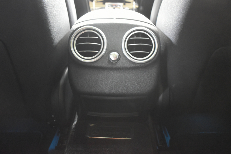 メルセデスベンツ Cクラス C180ﾜｺﾞﾝ ﾛｰﾚｳｽED ﾚｰﾀﾞｰｾｰﾌﾃｨP AMGﾗｲﾝ 特別仕様車 ﾊﾟﾉﾗﾏｻﾝﾙｰﾌ 革 AMGｴｱﾛ18AW ﾃﾞｨｽﾄﾛﾆｯｸ ﾌﾞﾗｲﾝﾄﾞｽﾎﾟｯﾄ ﾚｰﾝｷｰﾌﾟ ﾊﾟｰｷﾝｸﾞﾊﾟｲﾛｯﾄ ﾊﾟｰｸﾄﾛﾆｯｸ ｷｰﾚｽｺﾞｰ ﾅﾋﾞTV Bｶﾒﾗ ｵｰﾄﾃｰﾙｹﾞｰﾄ 2年保証