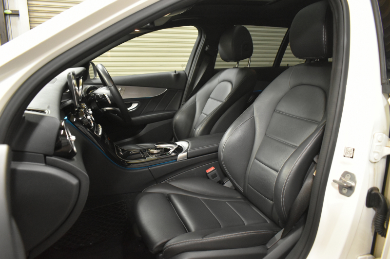 メルセデスベンツ Cクラス C180ﾜｺﾞﾝ ﾛｰﾚｳｽED ﾚｰﾀﾞｰｾｰﾌﾃｨP AMGﾗｲﾝ 特別仕様車 ﾊﾟﾉﾗﾏｻﾝﾙｰﾌ 革 AMGｴｱﾛ18AW ﾃﾞｨｽﾄﾛﾆｯｸ ﾌﾞﾗｲﾝﾄﾞｽﾎﾟｯﾄ ﾚｰﾝｷｰﾌﾟ ﾊﾟｰｷﾝｸﾞﾊﾟｲﾛｯﾄ ﾊﾟｰｸﾄﾛﾆｯｸ ｷｰﾚｽｺﾞｰ ﾅﾋﾞTV Bｶﾒﾗ ｵｰﾄﾃｰﾙｹﾞｰﾄ 2年保証