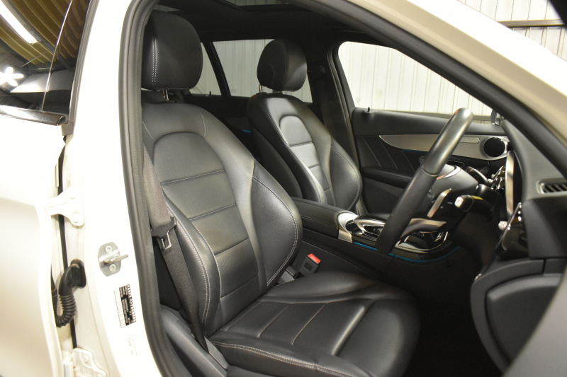 メルセデスベンツ Cクラス C180ﾜｺﾞﾝ ﾛｰﾚｳｽED ﾚｰﾀﾞｰｾｰﾌﾃｨP AMGﾗｲﾝ 特別仕様車 ﾊﾟﾉﾗﾏｻﾝﾙｰﾌ 革 AMGｴｱﾛ18AW ﾃﾞｨｽﾄﾛﾆｯｸ ﾌﾞﾗｲﾝﾄﾞｽﾎﾟｯﾄ ﾚｰﾝｷｰﾌﾟ ﾊﾟｰｷﾝｸﾞﾊﾟｲﾛｯﾄ ﾊﾟｰｸﾄﾛﾆｯｸ ｷｰﾚｽｺﾞｰ ﾅﾋﾞTV Bｶﾒﾗ ｵｰﾄﾃｰﾙｹﾞｰﾄ 2年保証