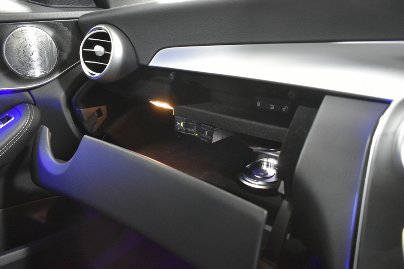 メルセデスベンツ Cクラス C200 AVG AMGﾗｲﾝ ﾚｻﾞｰｴｸｽｸﾙｰｼﾌﾞP ﾚｰﾀﾞｰｾｰﾌﾃｨP 後期 ﾊﾟﾉﾗﾏｻﾝﾙｰﾌ 革 ﾌﾞﾙﾒｽﾀｰS HUD ｴｱﾊﾞﾗﾝｽP 液晶ﾒｰﾀｰ ﾌｯﾄﾄﾗﾝｸ AMGｴｱﾛ18AW ﾃﾞｨｽﾄﾛ ﾌﾞﾗｲﾝﾄﾞS ﾚｰﾝｷｰﾌﾟ ﾅﾋﾞTV Bｶﾒﾗ ｷｰﾚｽｺﾞｰ 2年保証