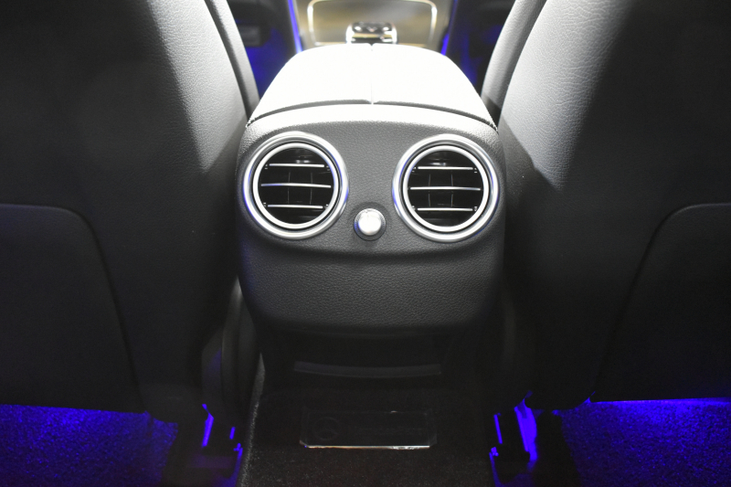 メルセデスベンツ Cクラス C200 AVG AMGﾗｲﾝ ﾚｻﾞｰｴｸｽｸﾙｰｼﾌﾞP ﾚｰﾀﾞｰｾｰﾌﾃｨP 後期 ﾊﾟﾉﾗﾏｻﾝﾙｰﾌ 革 ﾌﾞﾙﾒｽﾀｰS HUD ｴｱﾊﾞﾗﾝｽP 液晶ﾒｰﾀｰ ﾌｯﾄﾄﾗﾝｸ AMGｴｱﾛ18AW ﾃﾞｨｽﾄﾛ ﾌﾞﾗｲﾝﾄﾞS ﾚｰﾝｷｰﾌﾟ ﾅﾋﾞTV Bｶﾒﾗ ｷｰﾚｽｺﾞｰ 2年保証