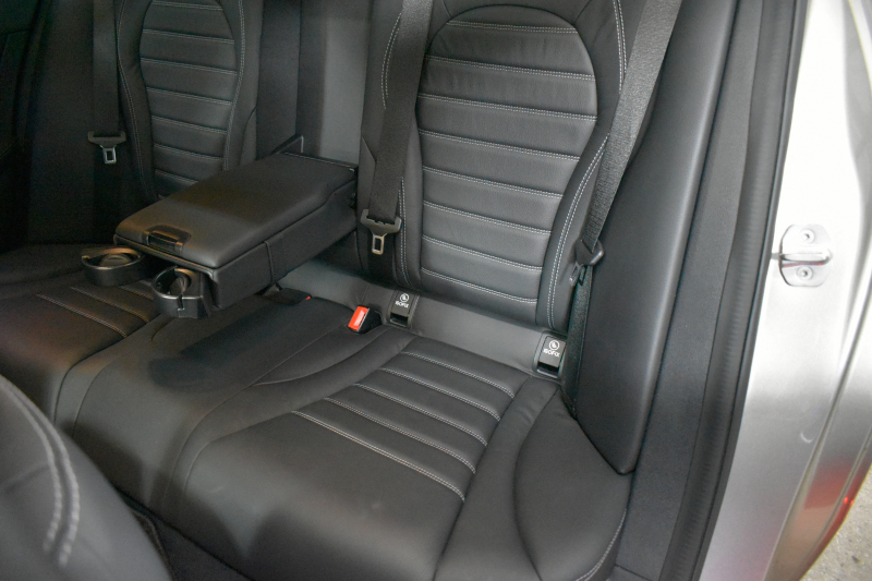 メルセデスベンツ Cクラス C200 AVG AMGﾗｲﾝ ﾚｻﾞｰｴｸｽｸﾙｰｼﾌﾞP ﾚｰﾀﾞｰｾｰﾌﾃｨP 後期 ﾊﾟﾉﾗﾏｻﾝﾙｰﾌ 革 ﾌﾞﾙﾒｽﾀｰS HUD ｴｱﾊﾞﾗﾝｽP 液晶ﾒｰﾀｰ ﾌｯﾄﾄﾗﾝｸ AMGｴｱﾛ18AW ﾃﾞｨｽﾄﾛ ﾌﾞﾗｲﾝﾄﾞS ﾚｰﾝｷｰﾌﾟ ﾅﾋﾞTV Bｶﾒﾗ ｷｰﾚｽｺﾞｰ 2年保証