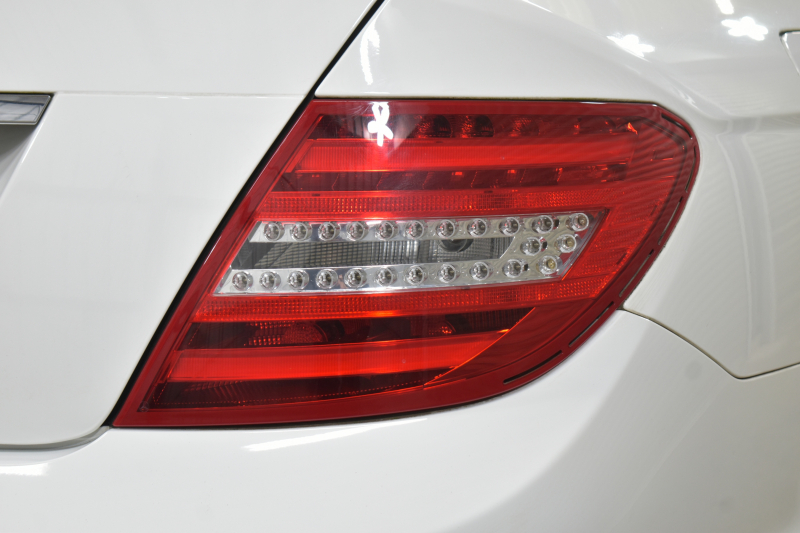 メルセデスベンツ Cクラス C200 ﾌﾞﾙｰｴﾌｨｼｪﾝｼｰ ｱﾊﾞﾝｷﾞｬﾙﾄﾞ ﾚｰﾀﾞｰｾｰﾌﾃｨP AMGｽﾀｲﾘﾝｸﾞP ｱﾄﾞﾊﾞﾝｽﾄﾗｲﾄP 後期 AMGｴｱﾛ17AW  ﾃﾞｨｽﾄﾛﾆｯｸ ﾌﾞﾗｲﾝﾄﾞｽﾎﾟｯﾄ ﾚｰﾝｷｰﾌﾟ ﾅﾋﾞTV ﾊﾞｯｸｶﾒﾗ 2年保証