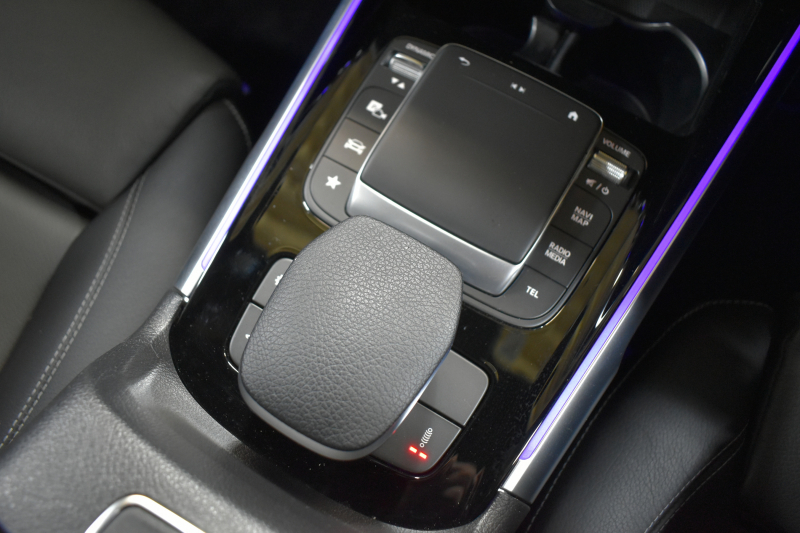 AMG GLB MercedesAMG GLB35 4ﾏﾁｯｸ AMGｱﾄﾞﾊﾞﾝｽﾄﾞ＆ﾊﾟﾌｫｰﾏﾝｽP ﾚｰﾀﾞｰｾｰﾌﾃｨP  ﾊﾟﾉﾗﾏｻﾝﾙｰﾌ ﾋｰﾀｰ灰/黒革 対話式ﾅﾋﾞ ﾃﾞｨｽﾄﾛﾆｯｸ ﾌﾞﾗｲﾝﾄﾞｽﾎﾟｯﾄ ﾚｰﾝｷｰﾌﾟ AMGｴｱﾛ19AW ｷｰﾚｽGO PTS ﾍｯﾄﾞｱｯﾌﾟD  地ﾃﾞｼﾞﾅﾋﾞ 360ｶﾒﾗ