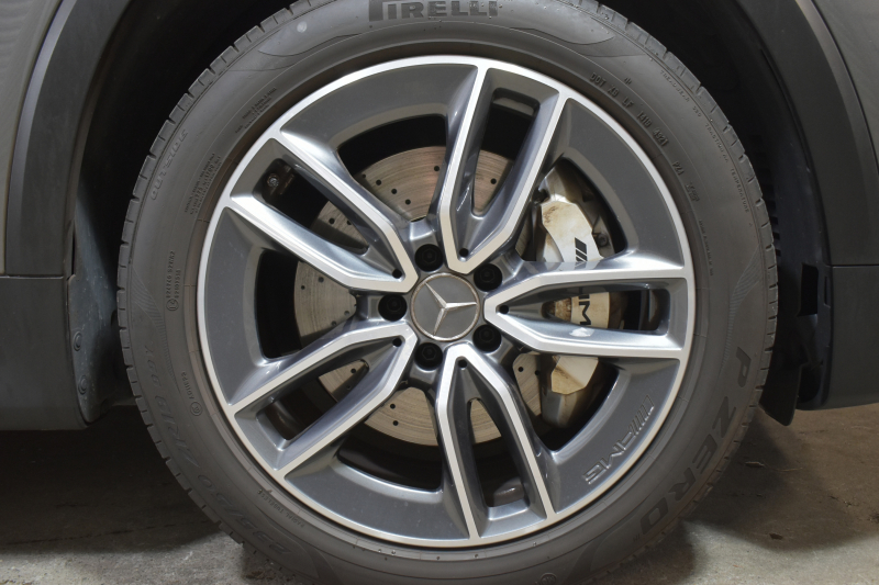 AMG GLB MercedesAMG GLB35 4ﾏﾁｯｸ AMGｱﾄﾞﾊﾞﾝｽﾄﾞ＆ﾊﾟﾌｫｰﾏﾝｽP ﾚｰﾀﾞｰｾｰﾌﾃｨP  ﾊﾟﾉﾗﾏｻﾝﾙｰﾌ ﾋｰﾀｰ灰/黒革 対話式ﾅﾋﾞ ﾃﾞｨｽﾄﾛﾆｯｸ ﾌﾞﾗｲﾝﾄﾞｽﾎﾟｯﾄ ﾚｰﾝｷｰﾌﾟ AMGｴｱﾛ19AW ｷｰﾚｽGO PTS ﾍｯﾄﾞｱｯﾌﾟD  地ﾃﾞｼﾞﾅﾋﾞ 360ｶﾒﾗ