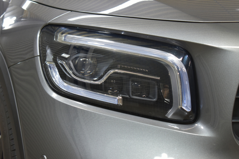 AMG GLB MercedesAMG GLB35 4ﾏﾁｯｸ AMGｱﾄﾞﾊﾞﾝｽﾄﾞ＆ﾊﾟﾌｫｰﾏﾝｽP ﾚｰﾀﾞｰｾｰﾌﾃｨP  ﾊﾟﾉﾗﾏｻﾝﾙｰﾌ ﾋｰﾀｰ灰/黒革 対話式ﾅﾋﾞ ﾃﾞｨｽﾄﾛﾆｯｸ ﾌﾞﾗｲﾝﾄﾞｽﾎﾟｯﾄ ﾚｰﾝｷｰﾌﾟ AMGｴｱﾛ19AW ｷｰﾚｽGO PTS ﾍｯﾄﾞｱｯﾌﾟD  地ﾃﾞｼﾞﾅﾋﾞ 360ｶﾒﾗ