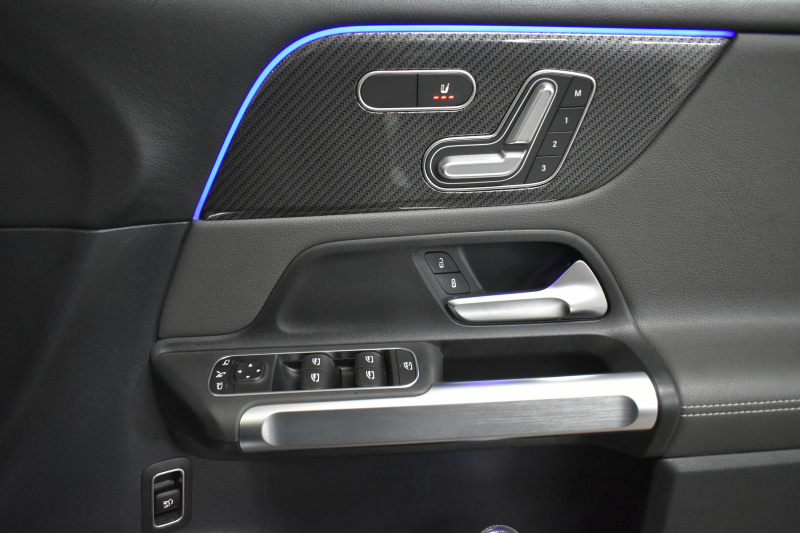 AMG GLB MercedesAMG GLB35 4ﾏﾁｯｸ AMGｱﾄﾞﾊﾞﾝｽﾄﾞ＆ﾊﾟﾌｫｰﾏﾝｽP ﾚｰﾀﾞｰｾｰﾌﾃｨP  ﾊﾟﾉﾗﾏｻﾝﾙｰﾌ ﾋｰﾀｰ灰/黒革 対話式ﾅﾋﾞ ﾃﾞｨｽﾄﾛﾆｯｸ ﾌﾞﾗｲﾝﾄﾞｽﾎﾟｯﾄ ﾚｰﾝｷｰﾌﾟ AMGｴｱﾛ19AW ｷｰﾚｽGO PTS ﾍｯﾄﾞｱｯﾌﾟD  地ﾃﾞｼﾞﾅﾋﾞ 360ｶﾒﾗ