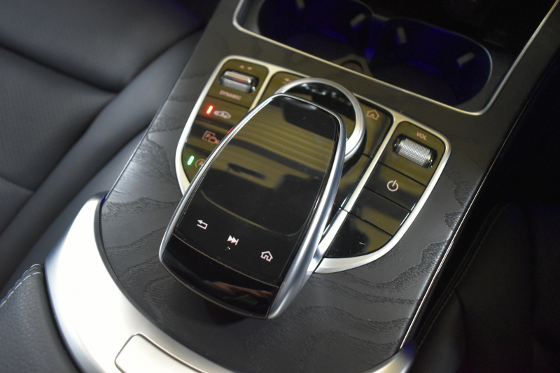 メルセデスベンツ Cクラス C200ﾜｺﾞﾝ AVG AMGﾗｲﾝ ﾚｰﾀﾞｰｾｰﾌﾃｨP 後期 AMGｴｱﾛ18AW ｴｱｻｽ 革 ﾃﾞｨｽﾄﾛﾆｯｸ ﾌﾞﾗｲﾝﾄﾞｽﾎﾟｯﾄ ﾚｰﾝｷｰﾌﾟ ﾅﾋﾞTV ﾊﾞｯｸｶﾒﾗ ｵｰﾄﾃｰﾙｹﾞｰﾄ ｷｰﾚｽｺﾞｰ 2年保証