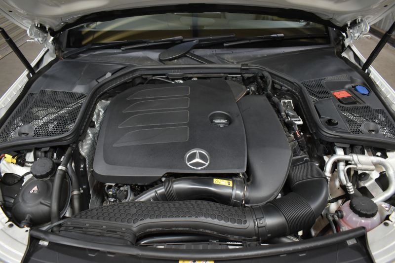 メルセデスベンツ Cクラス C200ﾜｺﾞﾝ AVG AMGﾗｲﾝ ﾚｰﾀﾞｰｾｰﾌﾃｨP 後期 AMGｴｱﾛ18AW ｴｱｻｽ 革 ﾃﾞｨｽﾄﾛﾆｯｸ ﾌﾞﾗｲﾝﾄﾞｽﾎﾟｯﾄ ﾚｰﾝｷｰﾌﾟ ﾅﾋﾞTV ﾊﾞｯｸｶﾒﾗ ｵｰﾄﾃｰﾙｹﾞｰﾄ ｷｰﾚｽｺﾞｰ 2年保証