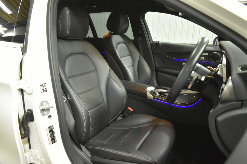 メルセデスベンツ Cクラス C200ﾜｺﾞﾝ AVG AMGﾗｲﾝ ﾚｰﾀﾞｰｾｰﾌﾃｨP 後期 AMGｴｱﾛ18AW ｴｱｻｽ 革 ﾃﾞｨｽﾄﾛﾆｯｸ ﾌﾞﾗｲﾝﾄﾞｽﾎﾟｯﾄ ﾚｰﾝｷｰﾌﾟ ﾅﾋﾞTV ﾊﾞｯｸｶﾒﾗ ｵｰﾄﾃｰﾙｹﾞｰﾄ ｷｰﾚｽｺﾞｰ 2年保証