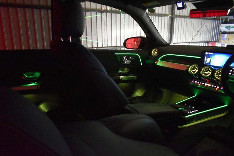 メルセデスベンツ GLB GLB250 4ﾏﾁｯｸ ｽﾎﾟｰﾂ AMGﾗｲﾝ ﾅﾋﾞｹﾞｰｼｮﾝP ﾅｲﾄP ﾚｰﾀﾞｰｾｰﾌﾃｨP 革 AMGｴｱﾛ20AW MBUXﾅﾋﾞTV 360ｶﾒﾗ ﾜｲﾔﾚｽﾁｬｰｼﾞ ﾌｯﾄｹﾞｰﾄ ﾃﾞｨｽﾄﾛ ﾌﾞﾗｲﾝﾄﾞS ﾚｰﾝｷｰﾌﾟ ｷｰﾚｽｺﾞｰ 3列ｼｰﾄ7人乗 2年保証