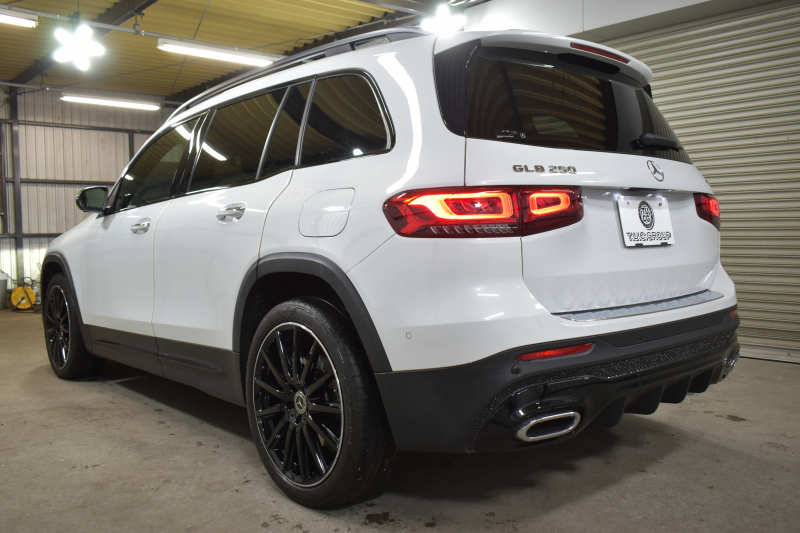 メルセデスベンツ GLB GLB250 4ﾏﾁｯｸ ｽﾎﾟｰﾂ AMGﾗｲﾝ ﾅﾋﾞｹﾞｰｼｮﾝP ﾅｲﾄP ﾚｰﾀﾞｰｾｰﾌﾃｨP 革 AMGｴｱﾛ20AW MBUXﾅﾋﾞTV 360ｶﾒﾗ ﾜｲﾔﾚｽﾁｬｰｼﾞ ﾌｯﾄｹﾞｰﾄ ﾃﾞｨｽﾄﾛ ﾌﾞﾗｲﾝﾄﾞS ﾚｰﾝｷｰﾌﾟ ｷｰﾚｽｺﾞｰ 3列ｼｰﾄ7人乗 2年保証