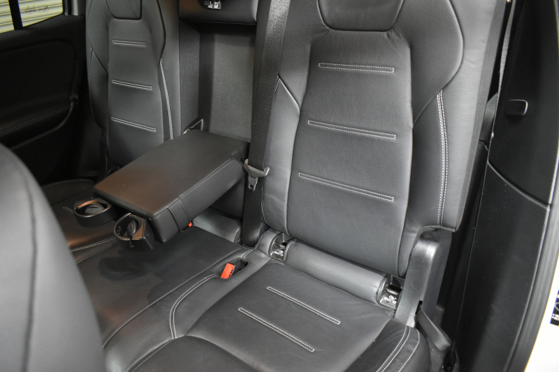 メルセデスベンツ GLB GLB250 4ﾏﾁｯｸ ｽﾎﾟｰﾂ AMGﾗｲﾝ ﾅﾋﾞｹﾞｰｼｮﾝP ﾅｲﾄP ﾚｰﾀﾞｰｾｰﾌﾃｨP 革 AMGｴｱﾛ20AW MBUXﾅﾋﾞTV 360ｶﾒﾗ ﾜｲﾔﾚｽﾁｬｰｼﾞ ﾌｯﾄｹﾞｰﾄ ﾃﾞｨｽﾄﾛ ﾌﾞﾗｲﾝﾄﾞS ﾚｰﾝｷｰﾌﾟ ｷｰﾚｽｺﾞｰ 3列ｼｰﾄ7人乗 2年保証