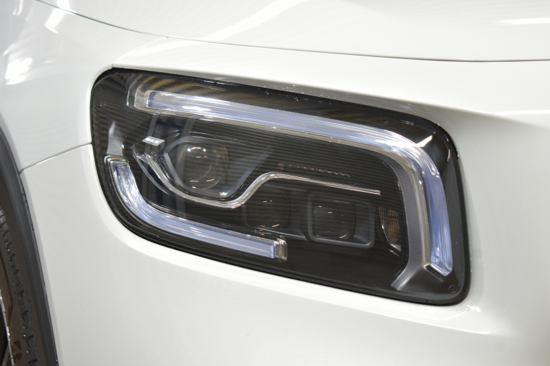 メルセデスベンツ GLB GLB250 4ﾏﾁｯｸ ｽﾎﾟｰﾂ AMGﾗｲﾝ ﾅﾋﾞｹﾞｰｼｮﾝP ﾅｲﾄP ﾚｰﾀﾞｰｾｰﾌﾃｨP 革 AMGｴｱﾛ20AW MBUXﾅﾋﾞTV 360ｶﾒﾗ ﾜｲﾔﾚｽﾁｬｰｼﾞ ﾌｯﾄｹﾞｰﾄ ﾃﾞｨｽﾄﾛ ﾌﾞﾗｲﾝﾄﾞS ﾚｰﾝｷｰﾌﾟ ｷｰﾚｽｺﾞｰ 3列ｼｰﾄ7人乗 2年保証