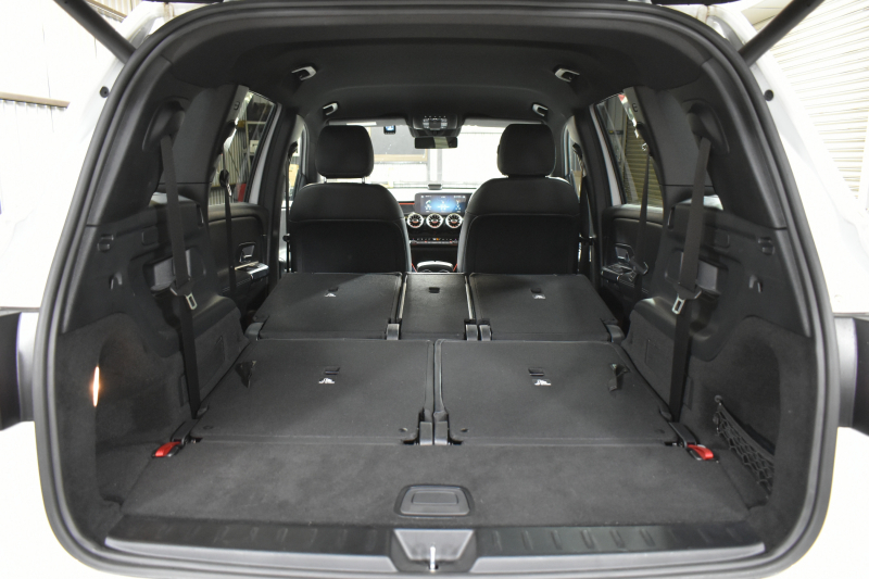 メルセデスベンツ GLB GLB250 4ﾏﾁｯｸ ｽﾎﾟｰﾂ AMGﾗｲﾝ ﾅﾋﾞｹﾞｰｼｮﾝP ﾅｲﾄP ﾚｰﾀﾞｰｾｰﾌﾃｨP 革 AMGｴｱﾛ20AW MBUXﾅﾋﾞTV 360ｶﾒﾗ ﾜｲﾔﾚｽﾁｬｰｼﾞ ﾌｯﾄｹﾞｰﾄ ﾃﾞｨｽﾄﾛ ﾌﾞﾗｲﾝﾄﾞS ﾚｰﾝｷｰﾌﾟ ｷｰﾚｽｺﾞｰ 3列ｼｰﾄ7人乗 2年保証