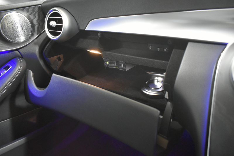 メルセデスベンツ Cクラス C200 AVG AMGﾗｲﾝ ﾚｻﾞｰｴｸｽｸﾙｰｼﾌﾞP ﾚｰﾀﾞｰｾｰﾌﾃｨP 後期 ﾊﾟﾉﾗﾏｻﾝﾙｰﾌ 革 ﾌﾞﾙﾒｽﾀｰS HUD ｴｱﾊﾞﾗﾝｽP 液晶ﾒｰﾀｰ ﾌｯﾄﾄﾗﾝｸ AMGｴｱﾛ18AW ﾃﾞｨｽﾄﾛ ﾌﾞﾗｲﾝﾄﾞS ﾚｰﾝｷｰﾌﾟ ﾅﾋﾞTV Bｶﾒﾗ ｷｰﾚｽｺﾞｰ 2年保証