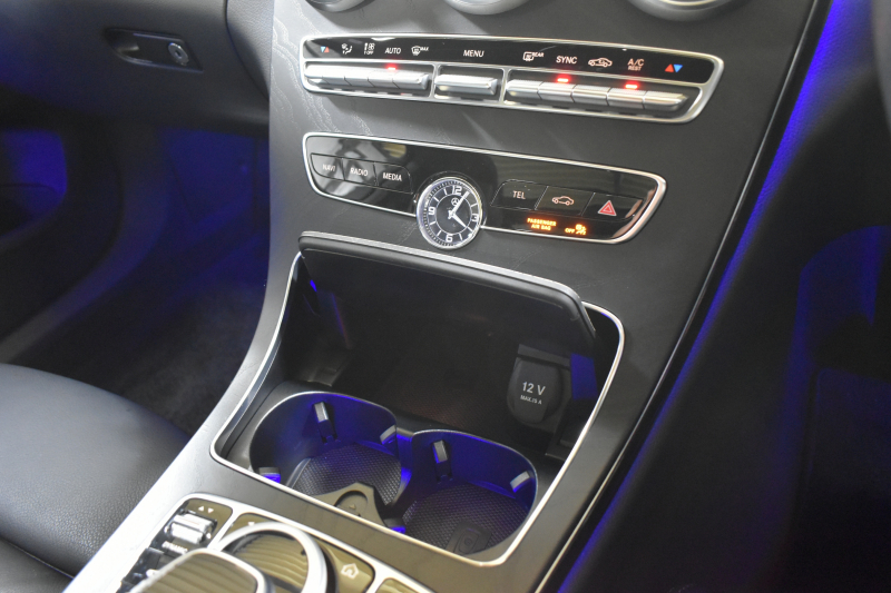 メルセデスベンツ Cクラス C200 AVG AMGﾗｲﾝ ﾚｻﾞｰｴｸｽｸﾙｰｼﾌﾞP ﾚｰﾀﾞｰｾｰﾌﾃｨP 後期 ﾊﾟﾉﾗﾏｻﾝﾙｰﾌ 革 ﾌﾞﾙﾒｽﾀｰS HUD ｴｱﾊﾞﾗﾝｽP 液晶ﾒｰﾀｰ ﾌｯﾄﾄﾗﾝｸ AMGｴｱﾛ18AW ﾃﾞｨｽﾄﾛ ﾌﾞﾗｲﾝﾄﾞS ﾚｰﾝｷｰﾌﾟ ﾅﾋﾞTV Bｶﾒﾗ ｷｰﾚｽｺﾞｰ 2年保証