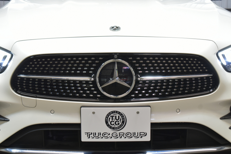 メルセデスベンツ Eクラス E200ﾜｺﾞﾝ ｽﾎﾟｰﾂ BSG搭載 ｴｸｽｸﾙｰｼﾌﾞP AMGﾗｲﾝｲﾝﾃﾘｱP ﾚｰﾀﾞｰｾｰﾌﾃｨP 後期型 ﾊﾟﾉﾗﾏｻﾝﾙｰﾌ 革 ﾌﾞﾙﾒｽﾀｰ HUD ｴｱﾊﾞﾗﾝｽP ﾊﾟﾜｰﾄﾗﾝｸ AMGｴｱﾛ19AW MBUXARﾅﾋﾞTV 360ｶﾒﾗ ﾜｲﾔﾚｽﾁｬｰｼﾞ ﾃﾞｨｽﾄﾛ ﾌﾞﾗｲﾝﾄﾞS ﾚｰﾝｷｰﾌﾟ 2年保証