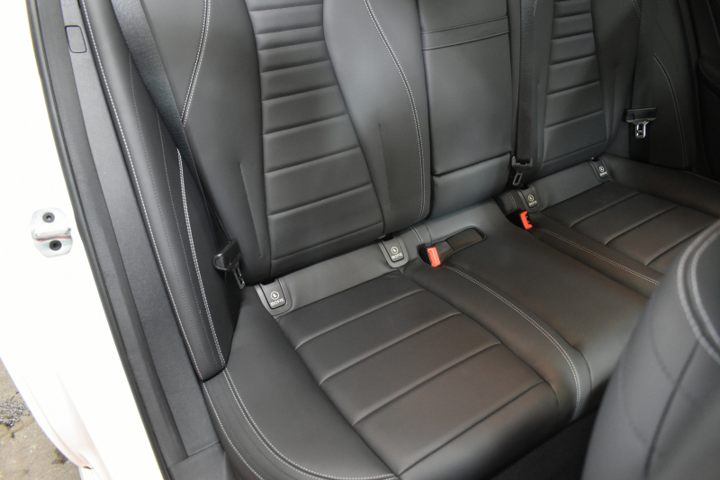 メルセデスベンツ Eクラス E200ﾜｺﾞﾝ ｽﾎﾟｰﾂ BSG搭載 ｴｸｽｸﾙｰｼﾌﾞP AMGﾗｲﾝｲﾝﾃﾘｱP ﾚｰﾀﾞｰｾｰﾌﾃｨP 後期型 ﾊﾟﾉﾗﾏｻﾝﾙｰﾌ 革 ﾌﾞﾙﾒｽﾀｰ HUD ｴｱﾊﾞﾗﾝｽP ﾊﾟﾜｰﾄﾗﾝｸ AMGｴｱﾛ19AW MBUXARﾅﾋﾞTV 360ｶﾒﾗ ﾜｲﾔﾚｽﾁｬｰｼﾞ ﾃﾞｨｽﾄﾛ ﾌﾞﾗｲﾝﾄﾞS ﾚｰﾝｷｰﾌﾟ 2年保証