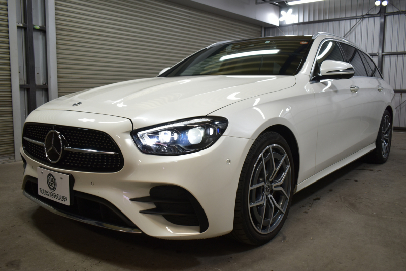 メルセデスベンツ Eクラス E200ﾜｺﾞﾝ ｽﾎﾟｰﾂ BSG搭載 ｴｸｽｸﾙｰｼﾌﾞP AMGﾗｲﾝｲﾝﾃﾘｱP ﾚｰﾀﾞｰｾｰﾌﾃｨP 後期型 ﾊﾟﾉﾗﾏｻﾝﾙｰﾌ 革 ﾌﾞﾙﾒｽﾀｰ HUD ｴｱﾊﾞﾗﾝｽP ﾊﾟﾜｰﾄﾗﾝｸ AMGｴｱﾛ19AW MBUXARﾅﾋﾞTV 360ｶﾒﾗ ﾜｲﾔﾚｽﾁｬｰｼﾞ ﾃﾞｨｽﾄﾛ ﾌﾞﾗｲﾝﾄﾞS ﾚｰﾝｷｰﾌﾟ 2年保証