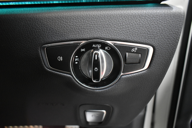 メルセデスベンツ Eクラス E200ﾜｺﾞﾝ ｽﾎﾟｰﾂ BSG搭載 ｴｸｽｸﾙｰｼﾌﾞP AMGﾗｲﾝｲﾝﾃﾘｱP ﾚｰﾀﾞｰｾｰﾌﾃｨP 後期型 ﾊﾟﾉﾗﾏｻﾝﾙｰﾌ 革 ﾌﾞﾙﾒｽﾀｰ HUD ｴｱﾊﾞﾗﾝｽP ﾊﾟﾜｰﾄﾗﾝｸ AMGｴｱﾛ19AW MBUXARﾅﾋﾞTV 360ｶﾒﾗ ﾜｲﾔﾚｽﾁｬｰｼﾞ ﾃﾞｨｽﾄﾛ ﾌﾞﾗｲﾝﾄﾞS ﾚｰﾝｷｰﾌﾟ 2年保証