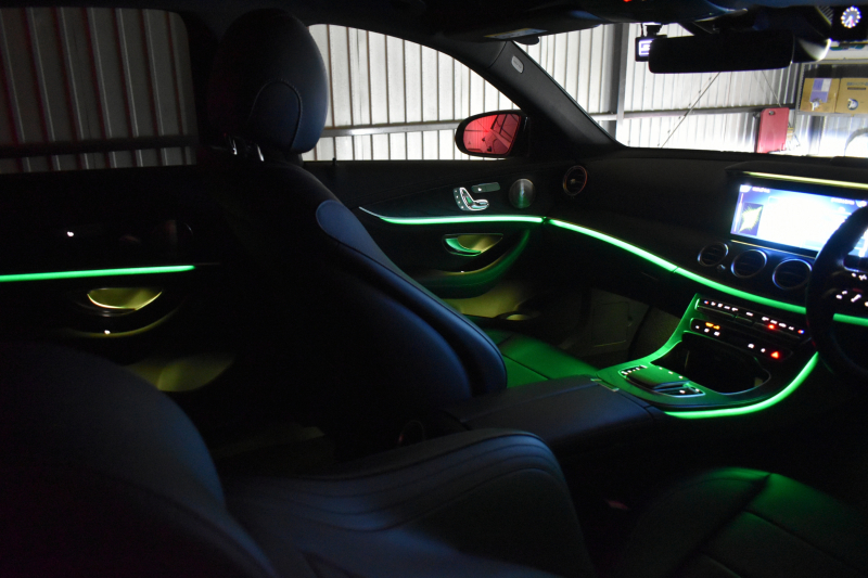 メルセデスベンツ Eクラス E220d ｽﾎﾟｰﾂ BSG搭載 ｴｸｽｸﾙｰｼﾌﾞP AMGﾗｲﾝｲﾝﾃﾘｱP ﾚｰﾀﾞｰｾｰﾌﾃｨP 後期型 革 ﾌﾞﾙﾒｽﾀｰ HUD ｴｱﾊﾞﾗﾝｽP ﾊﾟﾜｰﾄﾗﾝｸ AMGｴｱﾛ19AW MBUXARﾅﾋﾞTV 360ｶﾒﾗ ﾜｲﾔﾚｽﾁｬｰｼﾞ ﾃﾞｨｽﾄﾛ ﾌﾞﾗｲﾝﾄﾞS ﾚｰﾝｷｰﾌﾟ 2年保証