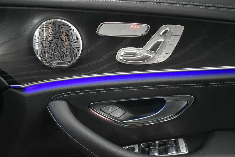 メルセデスベンツ Eクラス E220d ｽﾎﾟｰﾂ BSG搭載 ｴｸｽｸﾙｰｼﾌﾞP AMGﾗｲﾝｲﾝﾃﾘｱP ﾚｰﾀﾞｰｾｰﾌﾃｨP 後期型 革 ﾌﾞﾙﾒｽﾀｰ HUD ｴｱﾊﾞﾗﾝｽP ﾊﾟﾜｰﾄﾗﾝｸ AMGｴｱﾛ19AW MBUXARﾅﾋﾞTV 360ｶﾒﾗ ﾜｲﾔﾚｽﾁｬｰｼﾞ ﾃﾞｨｽﾄﾛ ﾌﾞﾗｲﾝﾄﾞS ﾚｰﾝｷｰﾌﾟ 2年保証