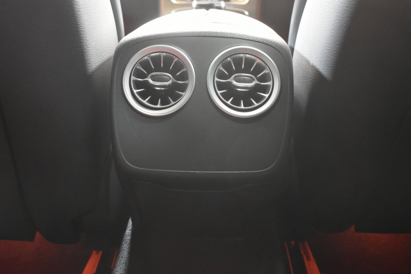 メルセデスベンツ Eクラス E200ｸｰﾍﾟ ｽﾎﾟｰﾂ ﾚｻﾞｰP ﾚｰﾀﾞｰｾｰﾌﾃｨP ﾊﾟﾉﾗﾏｻﾝﾙｰﾌ 革 AMGｴｱﾛ19AW ﾌﾞﾙﾒｽﾀｰS ﾍｯﾄﾞｱｯﾌﾟD ｴｱﾊﾞﾗﾝｽP ﾅﾋﾞTV 360ｶﾒﾗ ﾃﾞｨｽﾄﾛﾆｯｸ ﾌﾞﾗｲﾝﾄﾞｽﾎﾟｯﾄ ﾚｰﾝｷｰﾌﾟ ｷｰﾚｽｺﾞｰ 2年保証