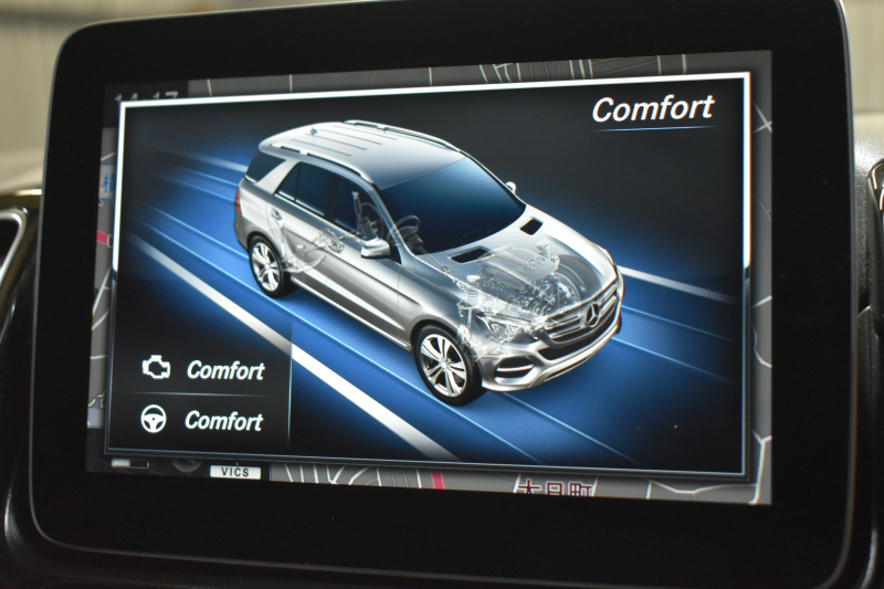 メルセデスベンツ GLE GLE350d 4ﾏﾁｯｸ ｽﾎﾟｰﾂ ﾚｰﾀﾞｰP 3.0ℓV型6気筒ﾀｰﾎﾞ 全席ﾋｰﾀｰ黒革 ﾊﾟﾉﾗﾏｻﾝﾙｰﾌ ﾊｰﾏﾝｶｰﾄﾞﾝ ﾃﾞｨｽﾄﾛ ﾌﾞﾗｲﾝﾄﾞｽﾎﾟｯﾄ ﾚｰﾝｷｰﾌﾟ AMGｴｱﾛ20AW ｻｲﾄﾞﾗﾝﾆﾝｸﾞﾎﾞｰﾄﾞ地ﾃﾞｼﾞﾅﾋﾞ360ｶﾒﾗ ﾊﾟｰｸﾄﾛ 2年保証