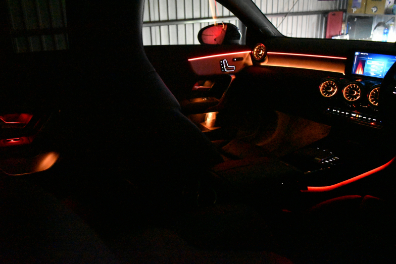 メルセデスベンツ CLAクラス CLA200d ｼｭｰﾃｨﾝｸﾞﾌﾞﾚｰｸ AMGﾗｲﾝ AMGﾚｻﾞｰｴｸｽｸﾙｰｼﾌﾞP ｱﾄﾞﾊﾞﾝｽﾄﾞP ﾅﾋﾞｹﾞｰｼｮﾝP ﾚｰﾀﾞｰｾｰﾌﾃｨP ﾊﾟﾉﾗﾏｻﾝﾙｰﾌ 革 AMGｴｱﾛ18AW MBUXﾅﾋﾞTV HUD 360ｶﾒﾗ ﾃﾞｨｽﾄﾛ ﾌﾞﾗｲﾝﾄﾞS ﾚｰﾝｷｰﾌﾟ ﾌｯﾄｹﾞｰﾄ ｷｰﾚｽｺﾞｰ 2年保証