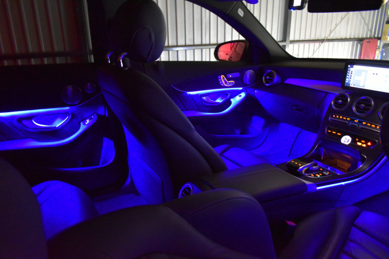 AMG Cクラス C43 4ﾏﾁｯｸ  ﾚｰﾀﾞｰｾｰﾌﾃｨP 後期型 3.0V6ﾀｰﾎﾞ 390馬力 ﾊﾟﾉﾗﾏｻﾝﾙｰﾌ ﾋｰﾀｰ黒本革 ﾃﾞｨｽﾄﾛ BSM Lﾁｪﾝｼﾞ AMGｴｱﾛ ｷｰGO ﾊﾟｰｸﾄﾛ ﾌｯﾄﾄﾗﾝｸ HUD ﾌﾞﾙﾒｽﾀｰS 液晶ﾒｰﾀｰ LEDﾍｯﾄﾞﾗｲﾄ 地ﾃﾞｼﾞﾅﾋﾞ Bｶﾒﾗ 2年保証