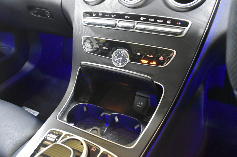 AMG Cクラス C43 4ﾏﾁｯｸ  ﾚｰﾀﾞｰｾｰﾌﾃｨP 後期型 3.0V6ﾀｰﾎﾞ 390馬力 ﾊﾟﾉﾗﾏｻﾝﾙｰﾌ ﾋｰﾀｰ黒本革 ﾃﾞｨｽﾄﾛ BSM Lﾁｪﾝｼﾞ AMGｴｱﾛ ｷｰGO ﾊﾟｰｸﾄﾛ ﾌｯﾄﾄﾗﾝｸ HUD ﾌﾞﾙﾒｽﾀｰS 液晶ﾒｰﾀｰ LEDﾍｯﾄﾞﾗｲﾄ 地ﾃﾞｼﾞﾅﾋﾞ Bｶﾒﾗ 2年保証