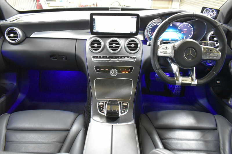 AMG Cクラス C43 4ﾏﾁｯｸ  ﾚｰﾀﾞｰｾｰﾌﾃｨP 後期型 3.0V6ﾀｰﾎﾞ 390馬力 ﾊﾟﾉﾗﾏｻﾝﾙｰﾌ ﾋｰﾀｰ黒本革 ﾃﾞｨｽﾄﾛ BSM Lﾁｪﾝｼﾞ AMGｴｱﾛ ｷｰGO ﾊﾟｰｸﾄﾛ ﾌｯﾄﾄﾗﾝｸ HUD ﾌﾞﾙﾒｽﾀｰS 液晶ﾒｰﾀｰ LEDﾍｯﾄﾞﾗｲﾄ 地ﾃﾞｼﾞﾅﾋﾞ Bｶﾒﾗ 2年保証