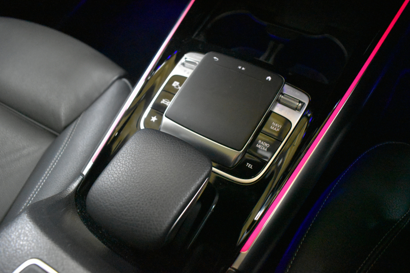 メルセデスベンツ Bクラス B180 AMGﾗｲﾝ AMGﾚｻﾞｰｴｸｽｸﾙｰｼﾌﾞP ｱﾄﾞﾊﾞﾝｽﾄﾞP ﾚｰﾀﾞｰSP  MBUXｼｽﾃﾑ ﾊﾟﾉﾗﾏR ﾋｰﾀｰ付革 ACC BSM Lﾁｪﾝｼﾞ AMGｴｱﾛ18AW ﾏﾙﾁLED HUD 対話式ﾅﾋﾞTV 360ｶﾒﾗ 2年保証