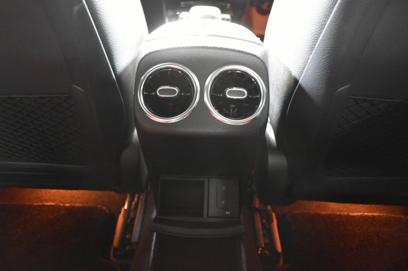 メルセデスベンツ CLAクラス CLA200d AMGﾗｲﾝ AMGﾚｻﾞｰｴｸｽｸﾙｰｼﾌﾞP ｱﾄﾞﾊﾞﾝｽﾄﾞP ﾅﾋﾞｹﾞｰｼｮﾝP ﾚｰﾀﾞｰｾｰﾌﾃｨP 1ｵｰﾅｰ ﾊﾟﾉﾗﾏｻﾝﾙｰﾌ 革 AMGｴｱﾛ18AW MBUXﾅﾋﾞTV HUD 360ｶﾒﾗ ｱﾄﾞﾊﾞﾝｽﾄﾞｻｳﾝﾄﾞ ﾃﾞｨｽﾄﾛ ﾌﾞﾗｲﾝﾄﾞS ﾚｰﾝｷｰﾌﾟ ﾌｯﾄﾄﾗﾝｸ ｷｰﾚｽｺﾞｰ 2年保証